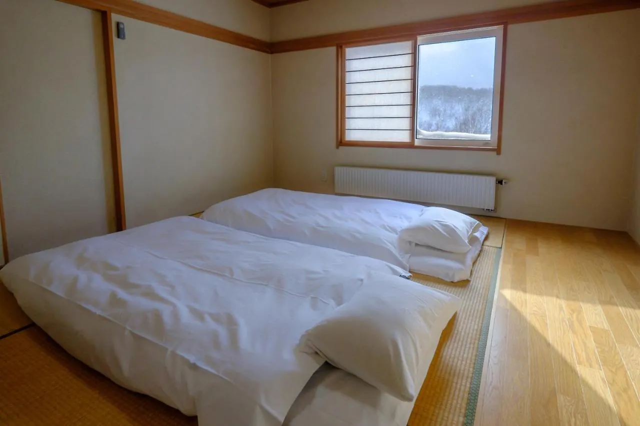 Kiroro House Villa Akaigawa Japón